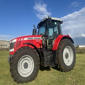 Tractor Massey Ferguson 7615 Dyna-6 Usado en Buen Estado con Cargadores Frontales y Traseros, Capacidad de Carga de 45 Toneladas, Bomba de Caja de Cambios, Motor y Rodamientos - Product Image 4