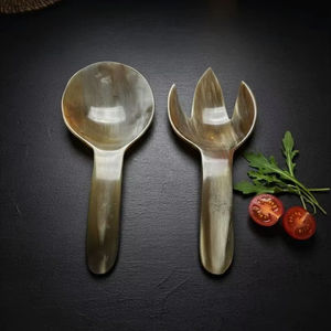 Juego de Cubiertos para Ensalada de Madera Hechos a Mano, Decorativos, para Uso en el Hogar y la Cocina, Ecológicos, Aptos para Lavavajillas y Microondas - Product Image 1