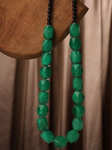 Collier pendentif en résine multicolore pour femmes, fait à la main, style ethnique, modèle volumineux, bijoux de style ange - Product Image 4