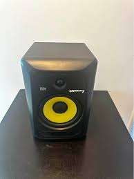 Moniteur de studio KRK RP8G3-NA Rokit 8, prix bas, approvisionnement en vrac, vente en gros, livraison rapide - Product Image 2