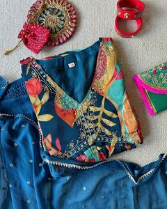 ชุดสูทดีไซน์เนอร์ที่สวยงามและดูเพ็ทต้าพร้อมงานพิมพ์ดิจิตอลและงานทำมือ - Product Image 6