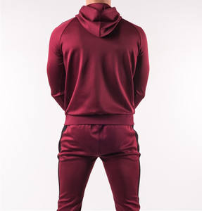 Vente en gros OEM survêtements de luxe pour hommes ensemble d'hiver à capuche avec logo et design personnalisés par des améliorations sport élégant du Pakistan - Product Image 5