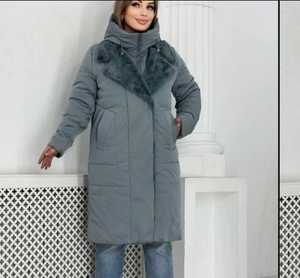 Manteau d'hiver pour femmes de grande taille Veste parka doublée en polaire épaisse avec poches Veste longue à capuche remplie de coton Doublure en polyester - Product Image 1