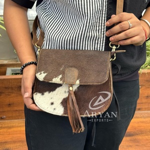 Bolso bandolera con solapa de piel de vaca profesional para mujer, novedad ODM OEM, con correa desmontable, bolso de hombro de piel auténtica - Product Image 1