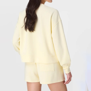 ชุดเซ็ตสองชิ้นคุณภาพสูงสำหรับฤดูหนาว เสื้อสเวตเชิ้ตแขนยาวทรงหลวมแบบดรอปโชว์เดอร์ กางเกงขาสั้น ผ้าฟลีซ ผลิตตามสั่ง เป็นมิตรกับสิ่งแวดล้อม - Product Image 2