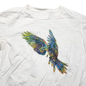 T-shirt unisexe personnalisé avec motif de perroquet en strass, mode, imprimé de cristaux brillants, design OEM, vente en gros de vêtements streetwear - Product Image 5