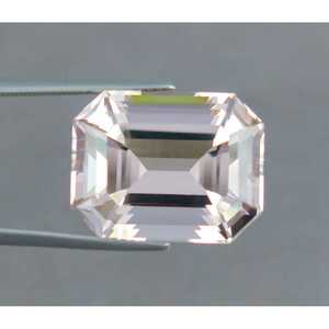 Morganita Natural de Color Rosa Melocotón, Corte Esmeralda Excelente, 20.80 CT, Sin Defectos, Proveniente de Afganistán - Product Image 2