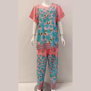 Ensemble de pyjama en rayonne confortable pour femmes vêtements de nuit d'été à manches courtes pour femmes de grande taille - Product Image 1