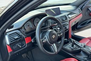 BMW M3 Competition 2018, Paquete Ejecutivo, Automático, Tracción Trasera, Caja de Cambios R20, Interior de Cuero Blanco, Exterior Oscuro, Seminuevo, Volante a la Izquierda - Product Image 5