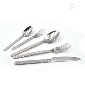 Juego de Cubiertos de Acero Inoxidable Ecológico de Lujo con Colores Personalizados |   Cubiertos Elegantes para Bodas, Fiestas y Eventos - Product Image 5