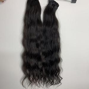 Extensions indiennes de cheveux bruts naturels bouclés, extensions de cheveux ondulés naturels, 100% extensions sud de temple de cheveux humains, vente en gros - Product Image 1