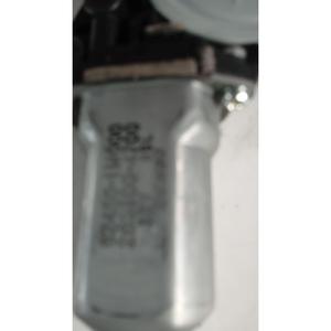 Moteur électrique de lève-vitre avant gauche KIA Soul 1ère série (09>) 82450-1M000 - Product Image 3