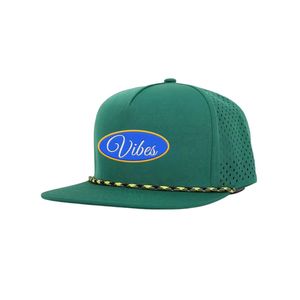 Casquette de golf à séchage rapide avec tissu anti-transpiration, trous respirants découpés au laser et détail en corde pour activités de plein air - Product Image 1