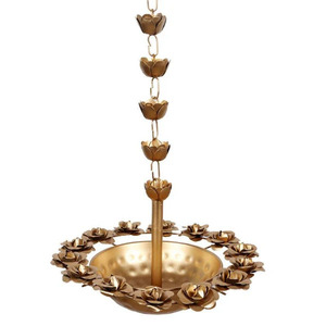 Urli colgante decorativo Ideal para festivales y ajustes espirituales Urli colgante con Diya - Product Image 2