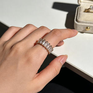 Anillos Cuadrados Geométricos de Acero Inoxidable con Incrustaciones de Cristales de Imitación y Pedrería, Estilo Vintage, Lujosos e Impermeables para Mujer - Product Image 2