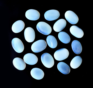 Pierre de méditation en opale synthétique de qualité supérieure, faite à la main, pour le pouce, éco-responsable, Feng Shui, inspirante - Product Image 4