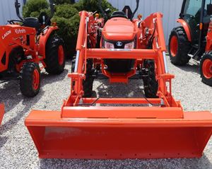 Tractores Kubota MX6000HST 2025 como nuevos con cargadores frontales en venta, con 63.4 caballos de fuerza - Product Image 1