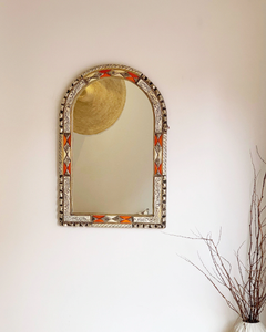 Espejo marroquí de hueso vintage, espejo de arco, decoración de espejo de pared - Product Image 1