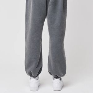 Joggers สําหรับผู้ชายแข็งแรง - น้ําหนักเบาและหลวมเหมาะสําหรับการวิ่งยิมหรือกิจกรรมกลางแจ้ง - Product Image 4