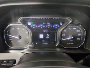 GMC Sierra 1500 AT4 Crew Cab 4WD 2021 Usado (LHD/RHD) - Product Image 5