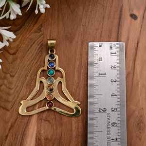 Colgante de piedras preciosas de Buda, collar de Chakra personalizado, piedra de siete Chakras con símbolo, regalo de collar de meditación para ella. - Product Image 3