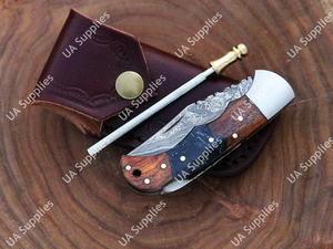 Couteau de poche pliant utilitaire à ouverture coulissante en acier de Damas de qualité industrielle avec verrouillage arrière, manche en bois et résine époxy, aiguiseur et étui en cuir - Product Image 4