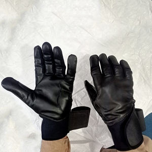 Gants de baseball en cuir 100%, légers et durables, fabriqués sur mesure, à bas prix, gants de frappeur d'entraînement sportif lourd pour champ intérieur - Product Image 1