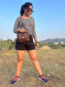 Real Handmade Full Grain Genuine Crunch Leather Handbag Stylish Women Real Vintage Leather Office Use <b>Cross</b> <b>Body</b> Shoulder <b>Bag</b> - Product Image 2