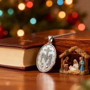 Hochwertiger Stahl-Wundertätiger-Medaillen-Anhänger, Doppelseitige Jungfrau-Maria-Halskette, Katholischer Schmuck aus Titanstahl - Product Image 5