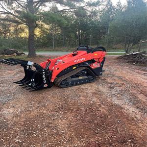 Kubota SCL1000-Mini-chargeuse compacte à poser sur pied-Tracteur 4WD avec chargeur frontal-Meilleur prix disponible à la vente - Product Image 5