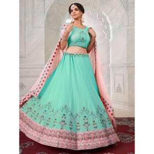 Lehenga Choli de Georgette con Lentejuelas Turquesas Opulentas para Bodas y Eventos - Product Image 2