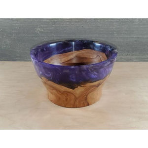 Bol de service en bois en résine rose moderne supérieur fait à la main de taille moyenne idéal pour les collations et la vaisselle à manger - Product Image 6