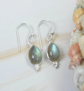 925 Sterling Silver Natural Labradorite Gemstone Elegant Dangle Hook Boucles d'oreilles Bijoux faits à la main Cadeau parfait pour elle en vrac - Product Image 1