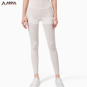 Conjunto de yoga para fitness y ejercicio, material elástico y diseño cómodo para entrenamiento en el gimnasio y estilo de vida activo diario. - Product Image 4