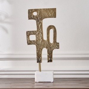 Sculpture artistique audacieuse en métal Pièce de déclaration artisanale de haute qualité pour améliorer les espaces de vie modernes - Product Image 2