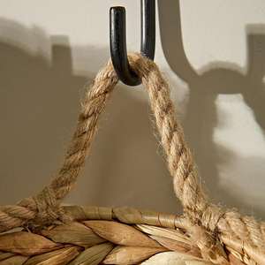 Panier mural moyen en jacinthe d'eau tressé à la main, panier de rangement artisanal, vente en gros, écologique, fabriqué par VgreenArt au Vietnam - Product Image 3