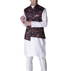 Men's Breathable <b>Canvas</b> Waistcoat Sleeveless Autumn Collection Pocket Low Price Customizable OEM Services Available for Mehndi - Product Image 1