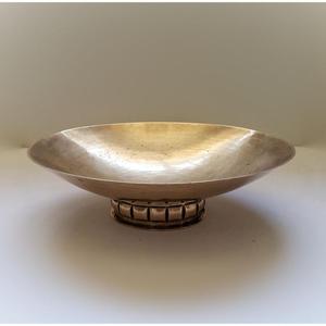 Elegante cuenco de servicio de latón adornado para crear lujosos arreglos de comedor y servir elementos esenciales con encanto clásico - Product Image 6