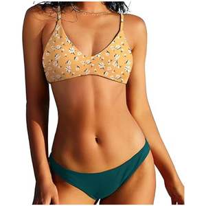 Bikini con estampado de leopardo Diseño de cuerda simple con decoración de encaje Acento de diamantes de imitación Traje de baño de verano de dos piezas Ropa de playa - Product Image 6