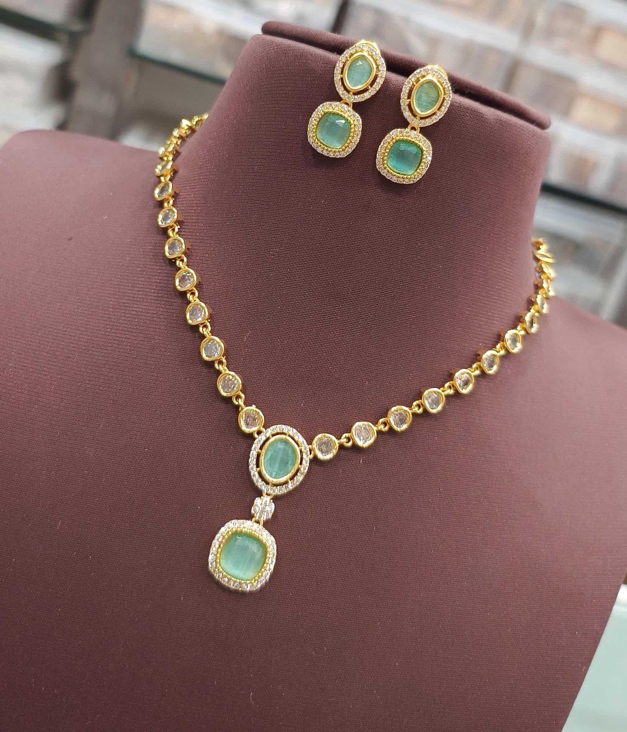 ทะเลสีเขียว