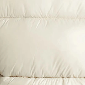 Veste matelassée pour femme sur mesure, élégante veste matelassée beige avec col doublé de fourrure, vêtements d'extérieur d'hiver, veste matelassée en gros - Product Image 6