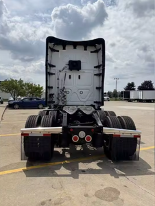 Camion tracteur poids lourd 6x4 avec cabine couchette, diesel, pour transport longue distance sur autoroute, blanc, aérodynamique, pour transport commercial - Product Image 2