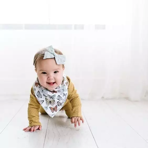 Meilleurs bavoirs Bandana imprimés pour bébé, foulard 100% coton biologique, bavoirs bandana pour bébé à bon prix de fabricants indiens. - Product Image 3