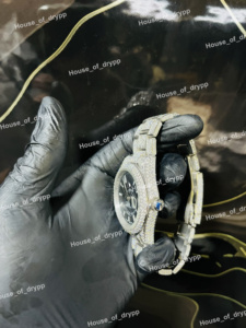 Montre en acier inoxydable glacé, cadran noir avec date, design élégant, luxe, diamants de laboratoire VVS, légère, unisexe - Product Image 4