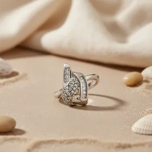 Bague tendance pour femme en argent avec diamants, incrustation en or rose et rhodié, bijoux en forme d'aile et de chiffre - Product Image 1