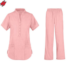 Uniformes médicos de punto suave de Enfermería de manga corta azul claro para mujer con diseño de logotipo Traje de médico de hospital - Product Image 1