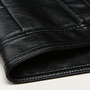 Veste en cuir tendance pour homme, idéale pour la saison hivernale et les sorties décontractées, avec une finition lisse - Product Image 3
