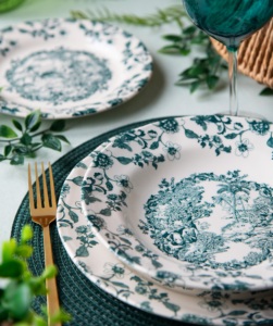 Set di Stoviglie 12 Piatti in Ceramica Multicolore Moderno Durevole Ecologico Adatto al Microonde Tema Vintage Floreale Les Voyages Excelsa - Product Image 4