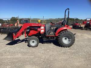 Tractor de Ruedas Usado Mahindra 655 DI4x4 de 65 HP con Motor de Transmisión 2WD y Componentes Centrales de la Transmisión - Product Image 5