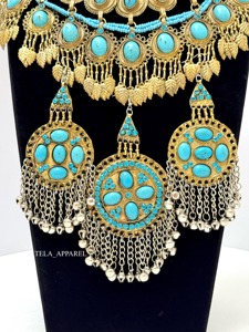 Collier de fête pour femmes de style bohème vintage en perles de cuivre faites à la main de la culture tribale afghane - Product Image 3